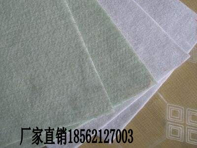 土工布與土工膜 優(yōu)質(zhì)材料，合理價(jià)格，構(gòu)筑可靠工程屏障